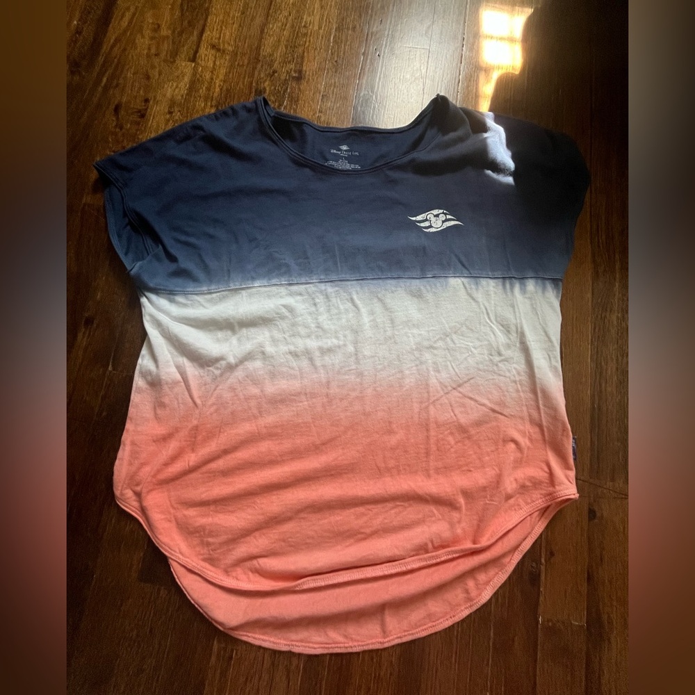 Disney Castaway Cay navy/coral Ombré Spirt Jersey T shirt - size